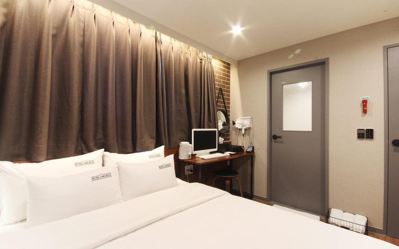 Hotel Chicago Jinju Exterior foto