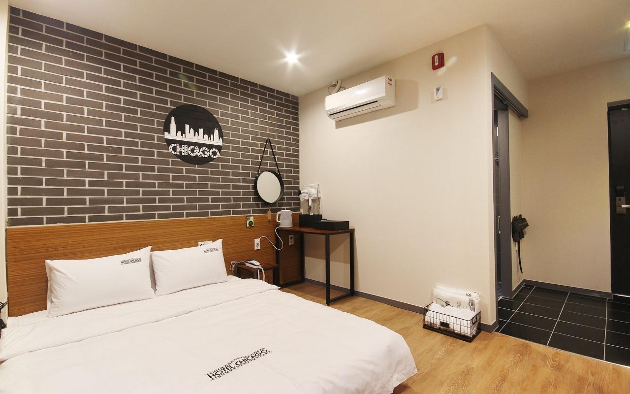Hotel Chicago Jinju Exterior foto